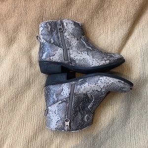 Girls size 13 snakeskin booties